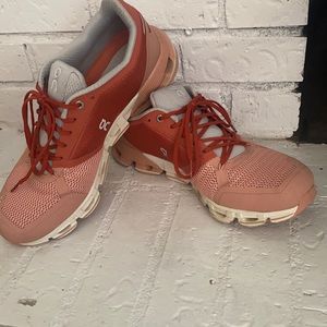 On Cloud Cloudflyer. Women’s size 11.